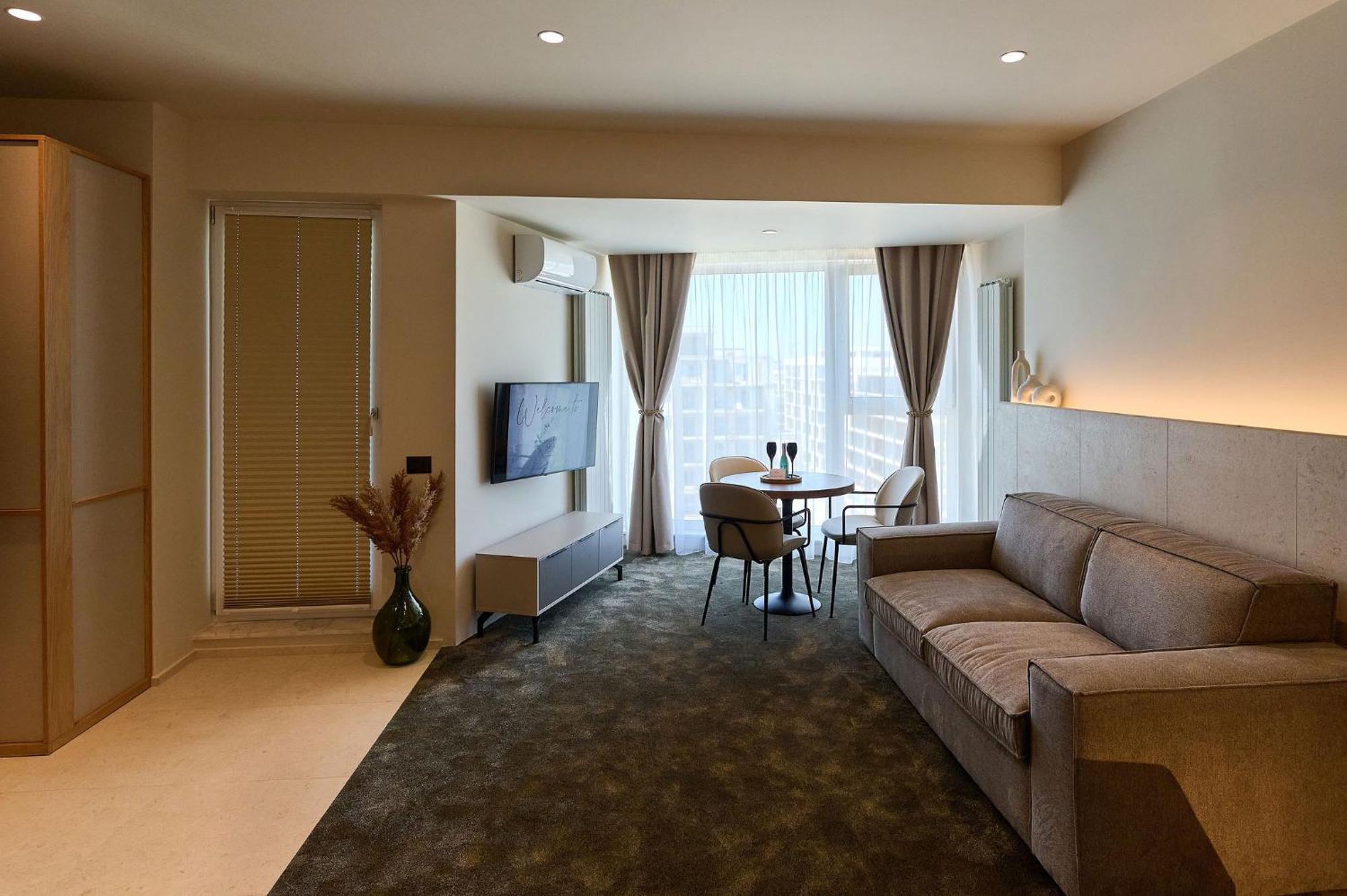 Alezzi Infinity Aparthotel & Spa Năvodari Exteriér fotografie