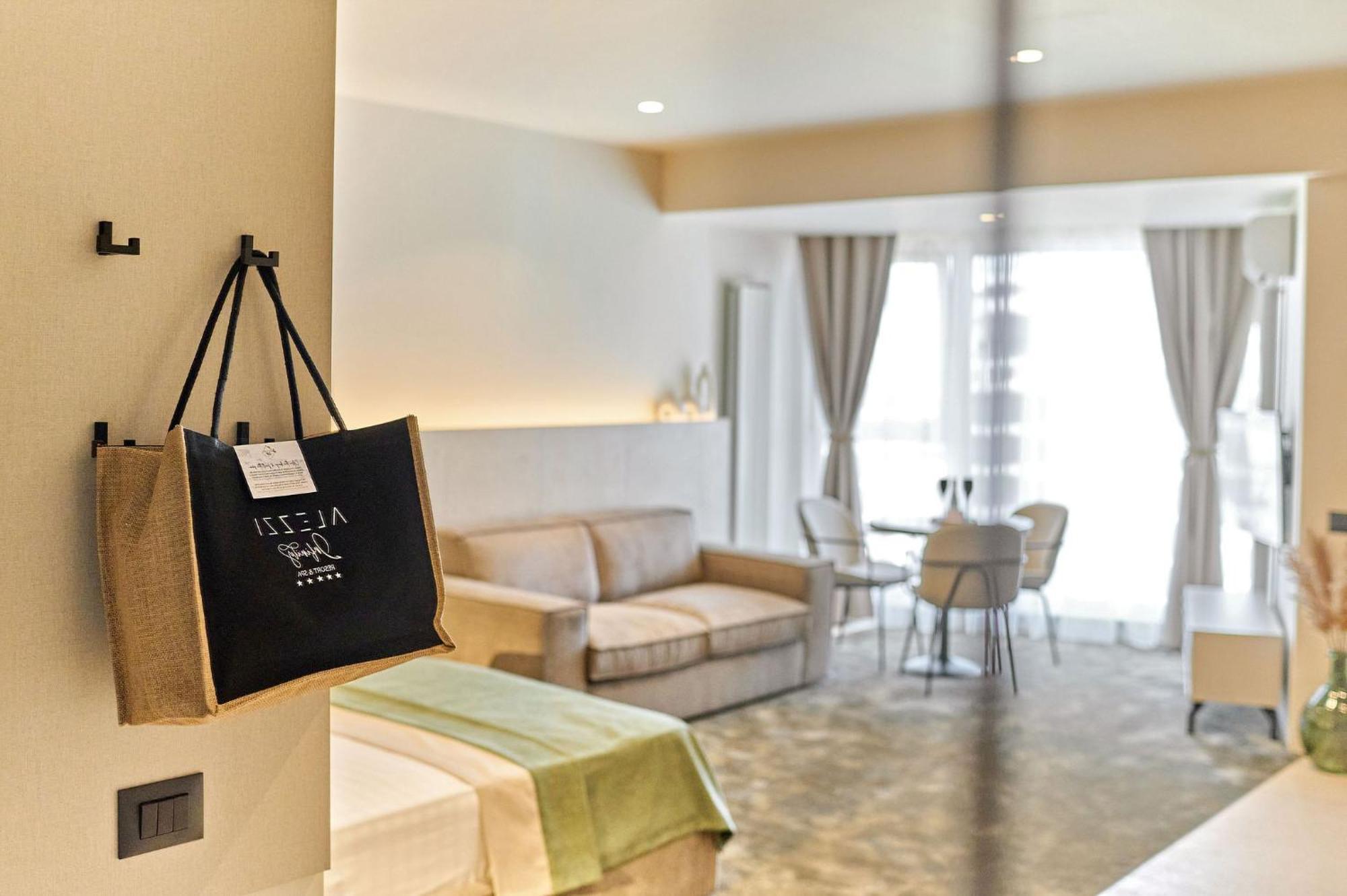 Alezzi Infinity Aparthotel & Spa Năvodari Exteriér fotografie
